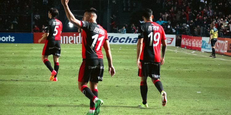 Cómo quedó Colón en la tabla a una fecha del final de la 1ra rueda