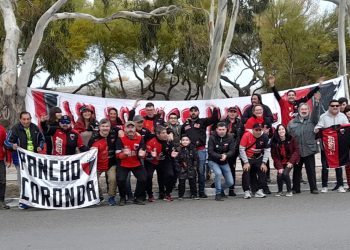 Los Sabaleros, presentes en Madryn para ver a Colón