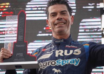 Un ex Colón fue campeón en automovilismo por primera vez