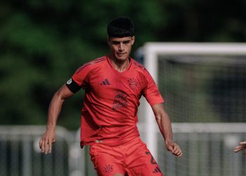 «De Santa Fe al mundo»: la publicación del Bayern Múnich para el pibe de Unión