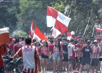 Cambios en las previas de los partidos de Colón y Unión