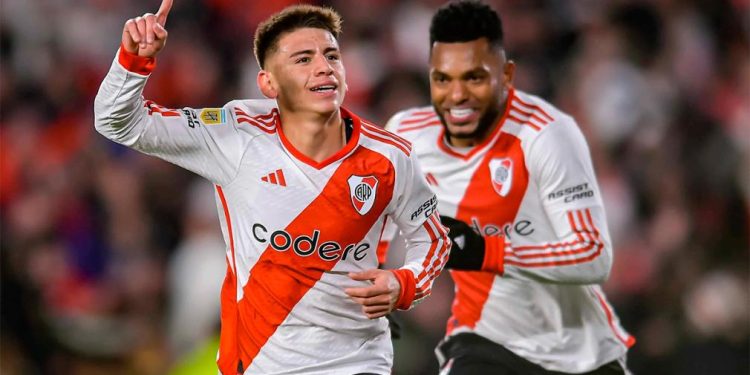 River va por otra victoria ante el modesto Deportivo Riestra