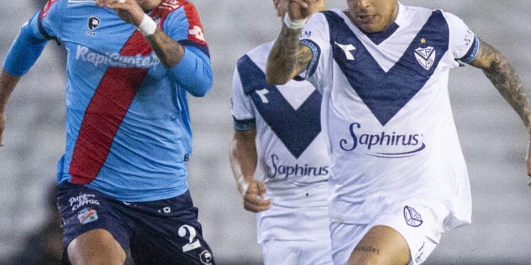 Vélez superó a Arsenal y está en octavos de final de la Copa Argentina