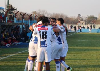 Almagro le ganó a Brown de visitante y lo hunde en el descenso