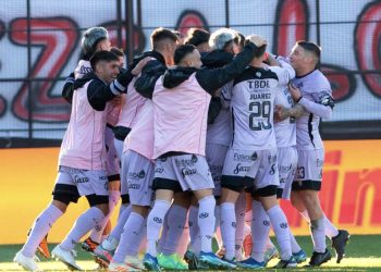 Barracas venció a Rosario Central y avanzó a los octavos de final de la Copa Argentina