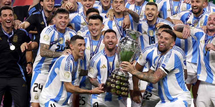 Rey de América: una más para el cuaderno (16)