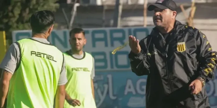 Bazán Vera, con Colón en el horizonte: «Acá la jerarquía sirve muy poco»