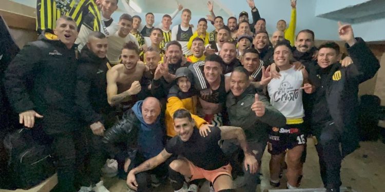 Con gol de Brian Fernández, Almirante le ganó en Río Cuarto y escapa de la zona de abajo