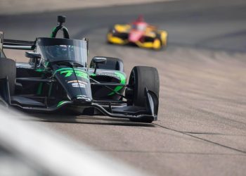 IndyCar: Agustín Canapino abandonó sobre el final de la carrera, luego de comenzar con complicaciones