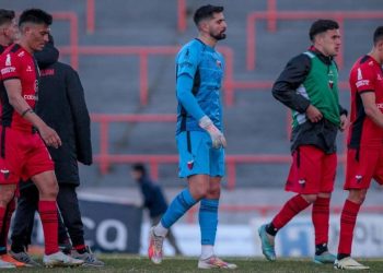 Otra derrota de visitante: ¿Qué dijo el hincha de Colón en las redes sociales oficiales?