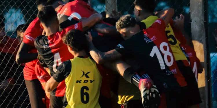 Cuatro juveniles de Colón se fueron a Unión y los Sabaleros explotaron