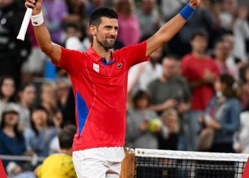 Djokovic y Alcaraz debutaron con el pie derecho en los Juegos Olímpicos