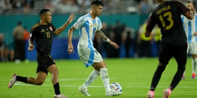 Tras consagrarse campeón de América, Exequiel Palacios pasó por el quirófano