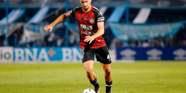 Colón avanzó en la continuidad de Farioli, que se quedaría a luchar por el ascenso