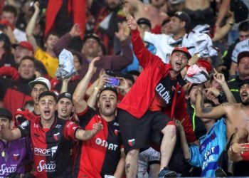 La gente de Colón habló en las redes del club y apuntó sin piedad contra Delfino y Godano