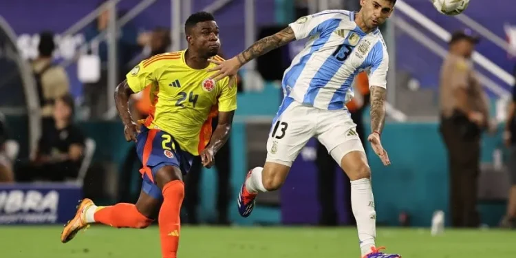 El colombiano Jhon Córdoba apuntó contra la Selección Argentina tras la final de la Copa América