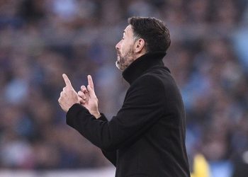 Kily González: «Fuimos superiores a Racing hasta con diez jugadores»