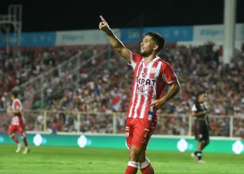 Un equipo ruso ofertó para llevarse a Mauro Luna Diale