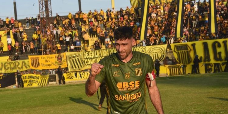 Agónica victoria de Mitre, próximo rival de Colón