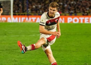 Colón dio a conocer la situación contractual de seis jugadores