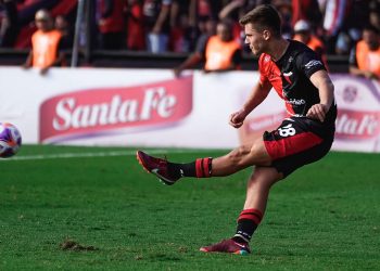 Teuten busca rescindir su contrato a cambio de la deuda que Colón tiene con él