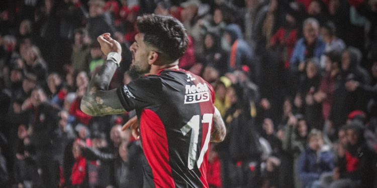 Un equipo de Primera sondeó a Javier Toledo: ¿Puede irse?