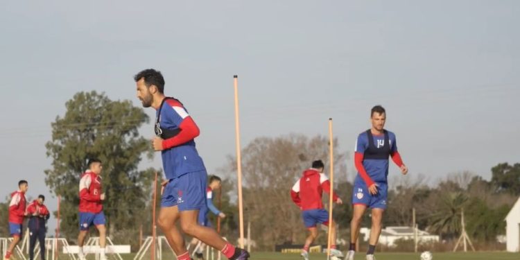 En 10 días Unión vuelve a competir y por ahora no llegan refuerzos
