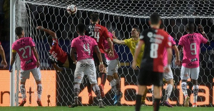 Un subcampeón internacional con Colón tiene su futuro en Chile