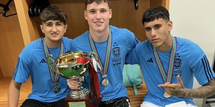 Tres juveniles de Colón fueron campeones en Japón con la Selección Sub20 del Ascenso