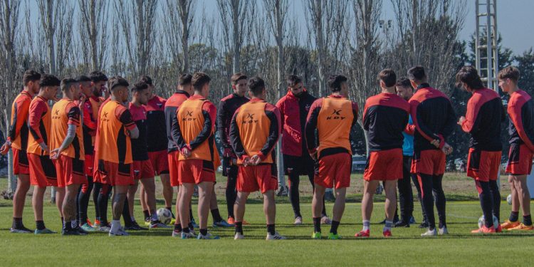 Colón tendrá tres regresos para recibir a Deportivo Morón