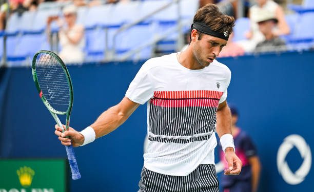 Tomas Etcheverry cayó en su debut en el ATP 250 de Winston Salem y ya no quedan argentinos