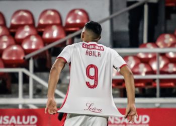 Video: Wanchope contó que invitó a pelear a otro ex Colón
