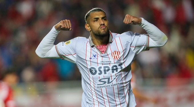 Triunfazo Tatengue para seguir siendo escolta de Huracán