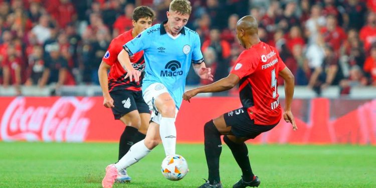 Belgrano recibe a Paranaense con la obligación de dar vuelta la serie