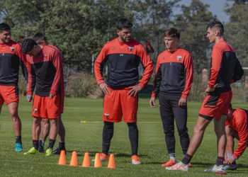 Con su último refuerzo, Colón tiene los concentrados para enfrentar a Chicago