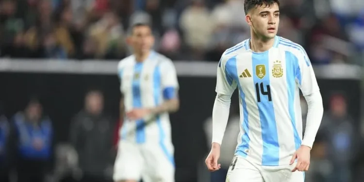 Facundo Bounanotte podría dejar la Premier League para emigrar al fútbol de Países Bajos