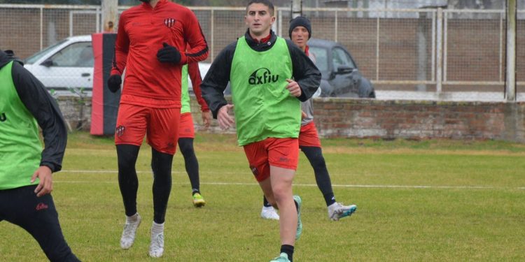¿En Colón suena como refuerzo un jugador que hace un año no juega?