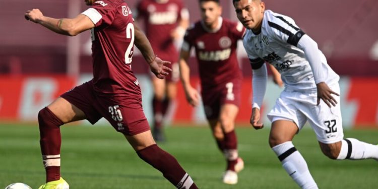 Lanús, que tiene la cabeza puesta en la Copa Sudamericana igualó ante Central Córdoba