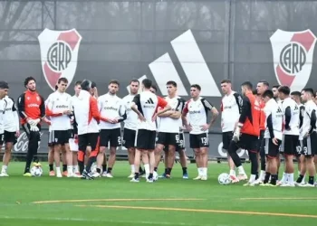 River llega a Santa Fe con un cambio de último momento
