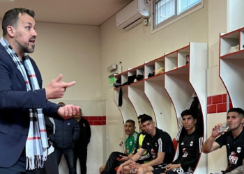 Riestra emprendió camino a Santa Fe con dos bajas claves