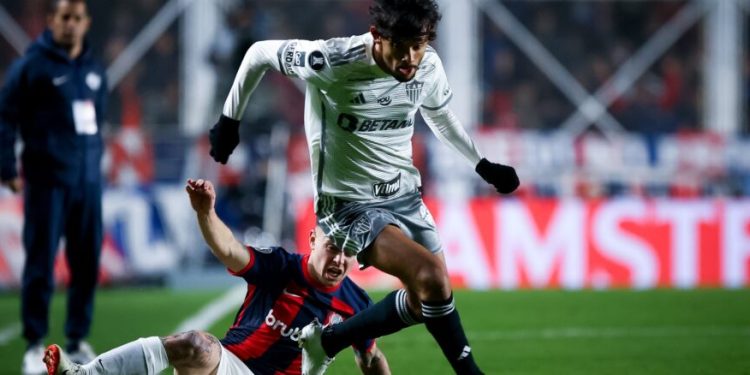 San Lorenzo empató y ahora debe ir a Brasil por la clasificación