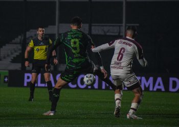 Antes de recibir a Unión, Lanús empató sin tantos ante Sarmiento