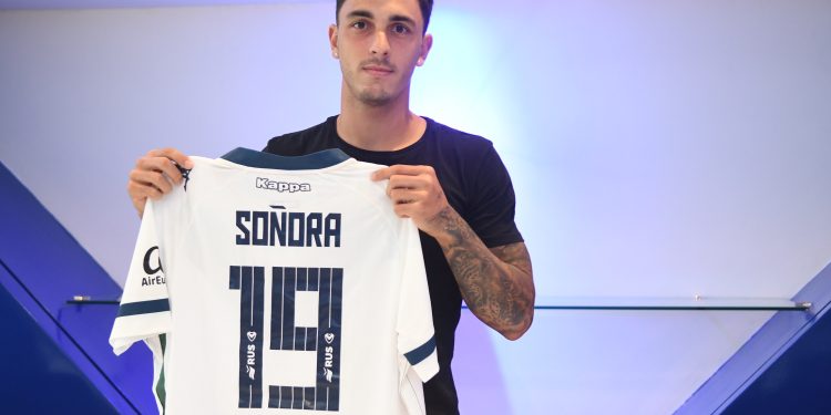 Colón va a la carga por Joel Soñora