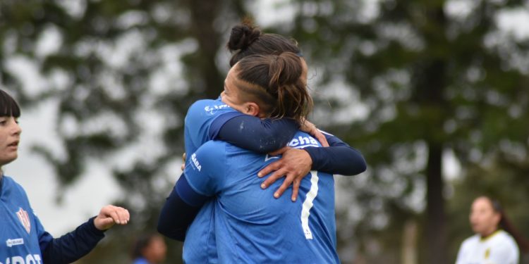 El femenino de Unión goleó a Atlanta y se prepara para afrontar la final de la Copa Santa Fe