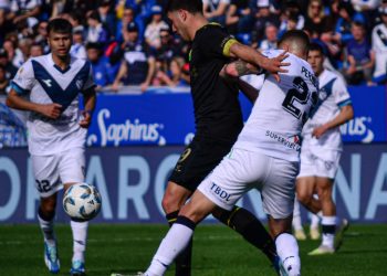 Pasó por Unión sin éxito: la rompe en Primera y marcó el gol de la fecha