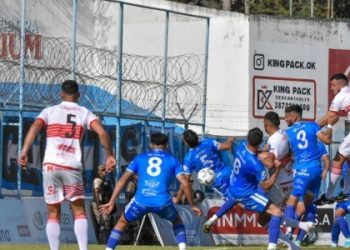 Gimnasia (T) y Morón no se sacaron ventajas en el norte del país