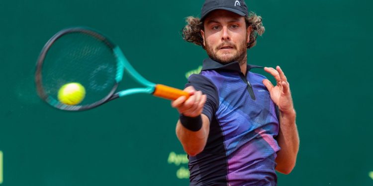 Contundente derrota de Marco Trungelitti en el ATP 250 de Hangzhou