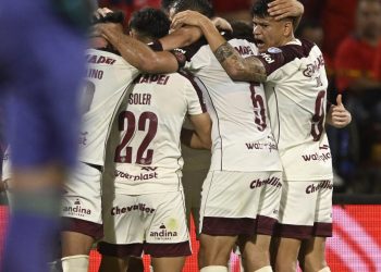 Enorme, Lanús: jugará su sexta semifinal internacional