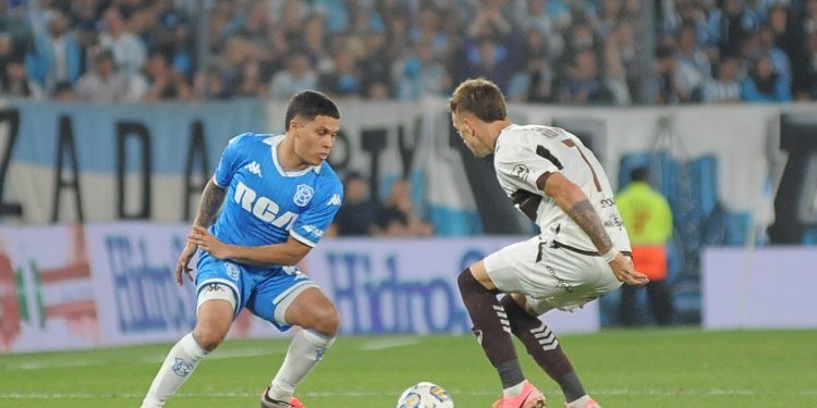 Empató Racing ante Platense, y dejó pasar la chance de acercarse a Vélez