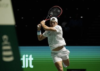 Argentina empezó con el pie izquierdo su participación en la fase de grupos de la Copa Davis